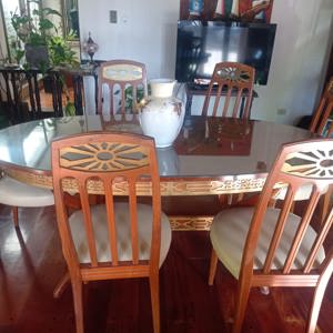 Juego de comedor nogal mesa de 176 x 88 + tabla de alargue con 6 sillas excelente estado oportunidad 